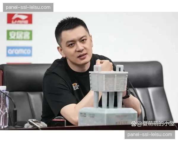 杨鸣直言辽宁下赛季将沦为保级队,引援与梯队建设成致命短板 杨鸣直言辽宁下赛季将沦为保级队,引援与梯队建设成致命短板